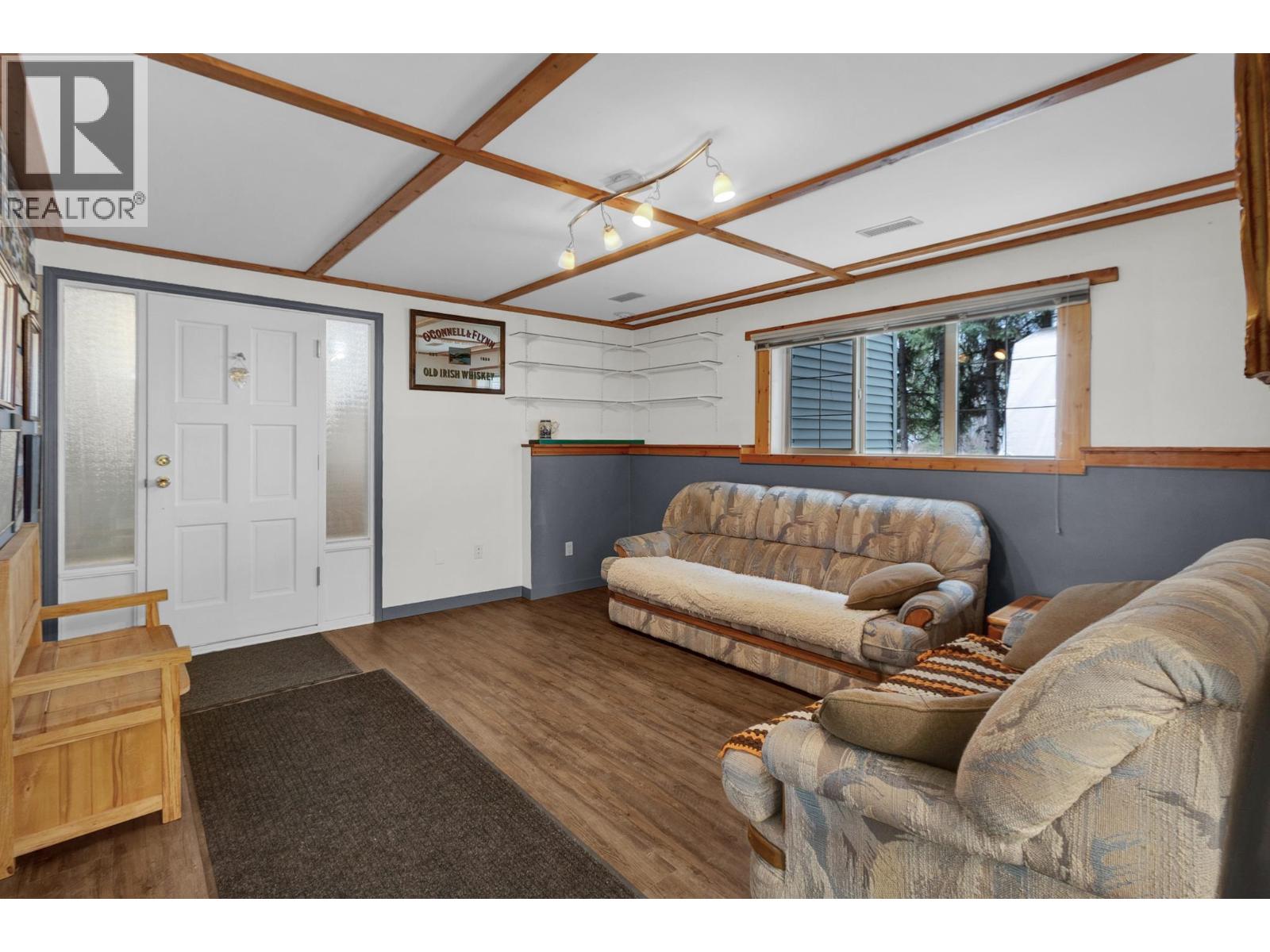 3466 SUTHERLAND ROAD - 28