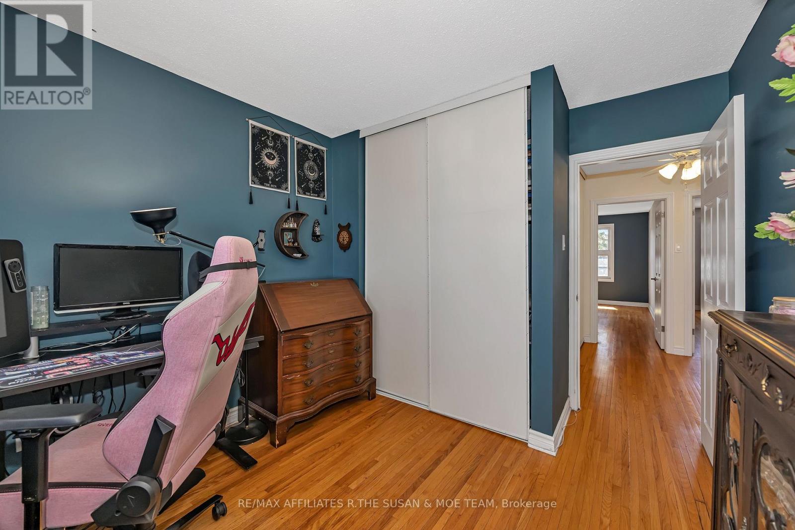 35 MONTEREY DRIVE - 26