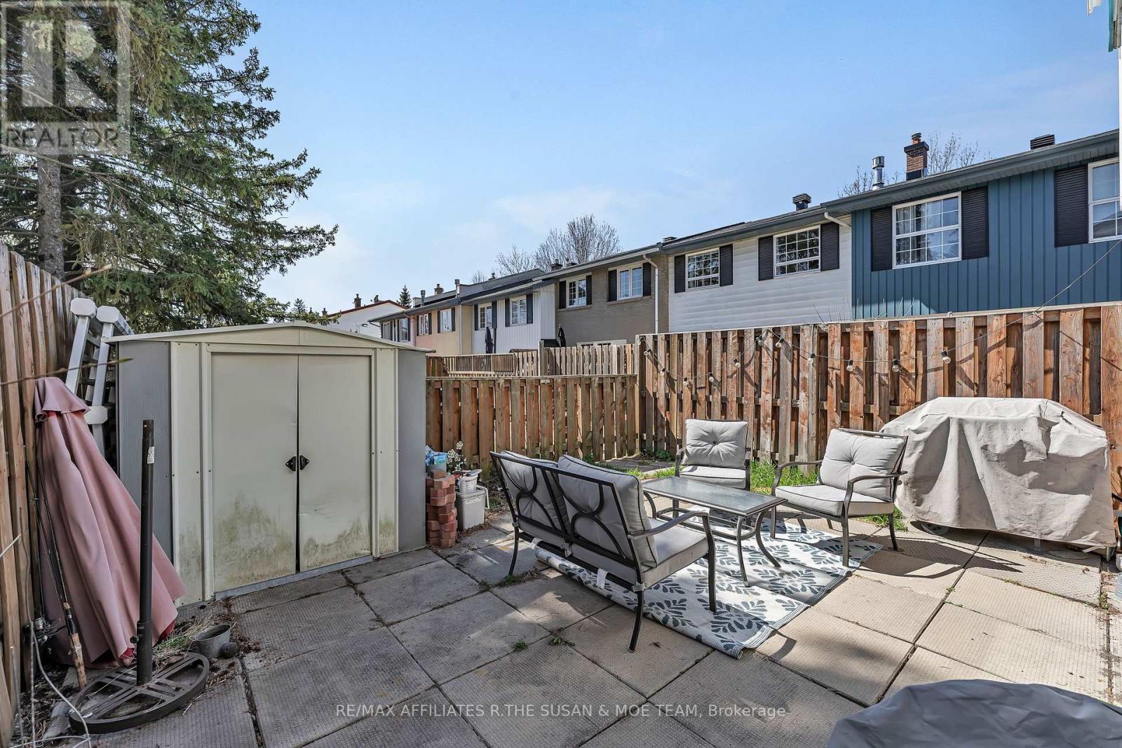 35 MONTEREY DRIVE - 38