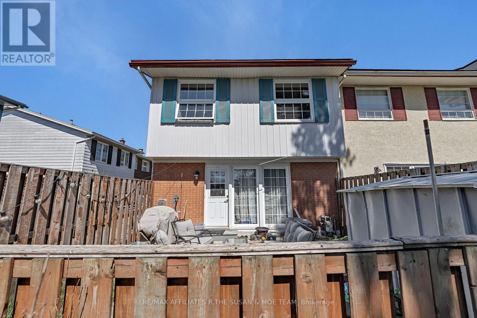 35 MONTEREY DRIVE - 40