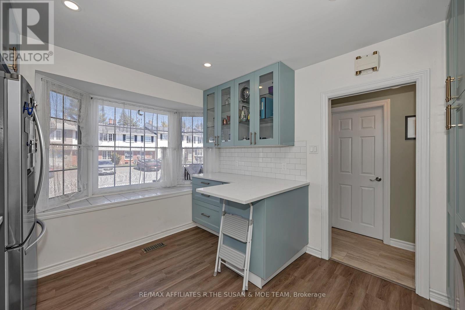 35 MONTEREY DRIVE - 9