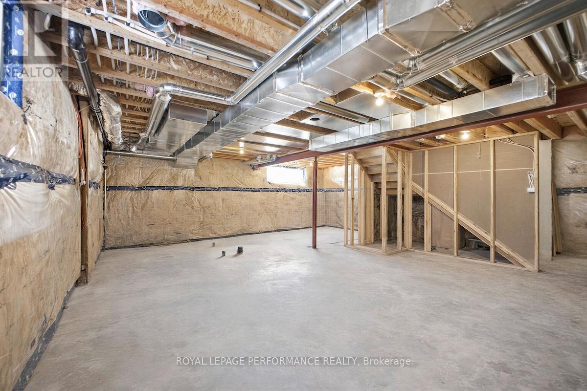 934 CHABLIS CRESCENT - 27