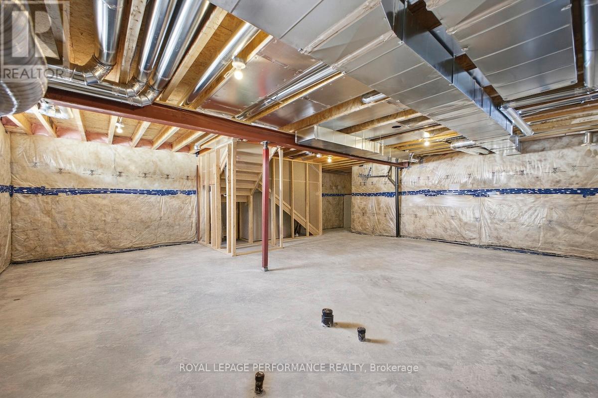 934 CHABLIS CRESCENT - 28