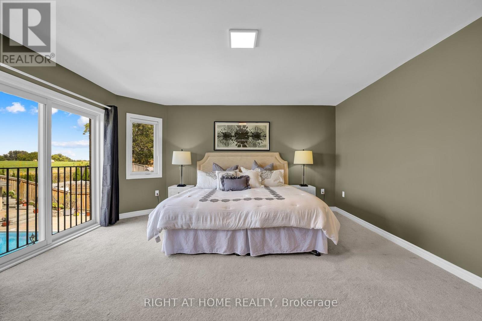40 RIDGE GATE CRESCENT - 27