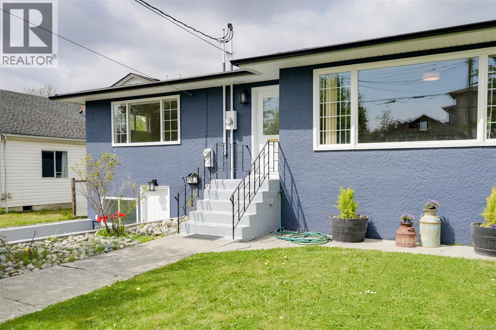  1452 Westall Avenue, Victoria
