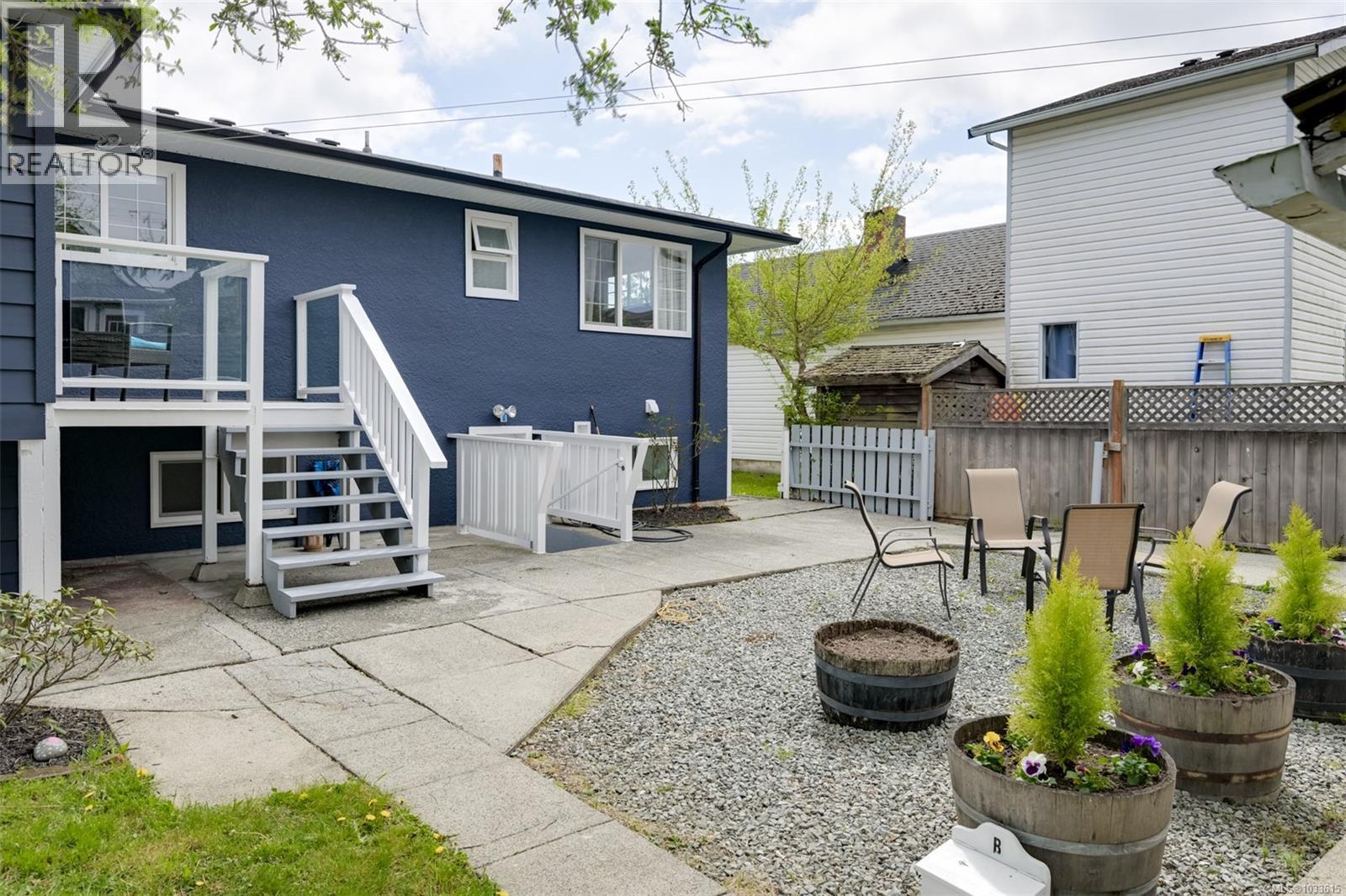  1452 Westall Avenue, Victoria
