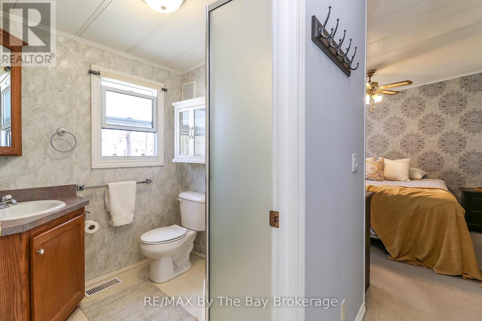 6 PACIFIC AVENUE - 11