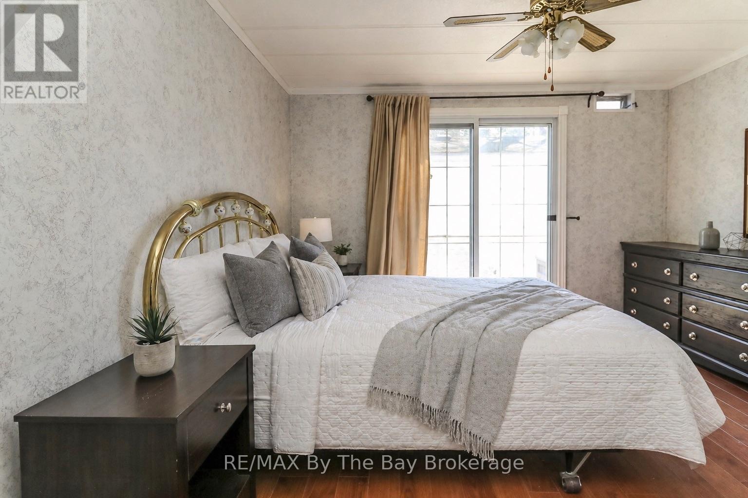 6 PACIFIC AVENUE - 13