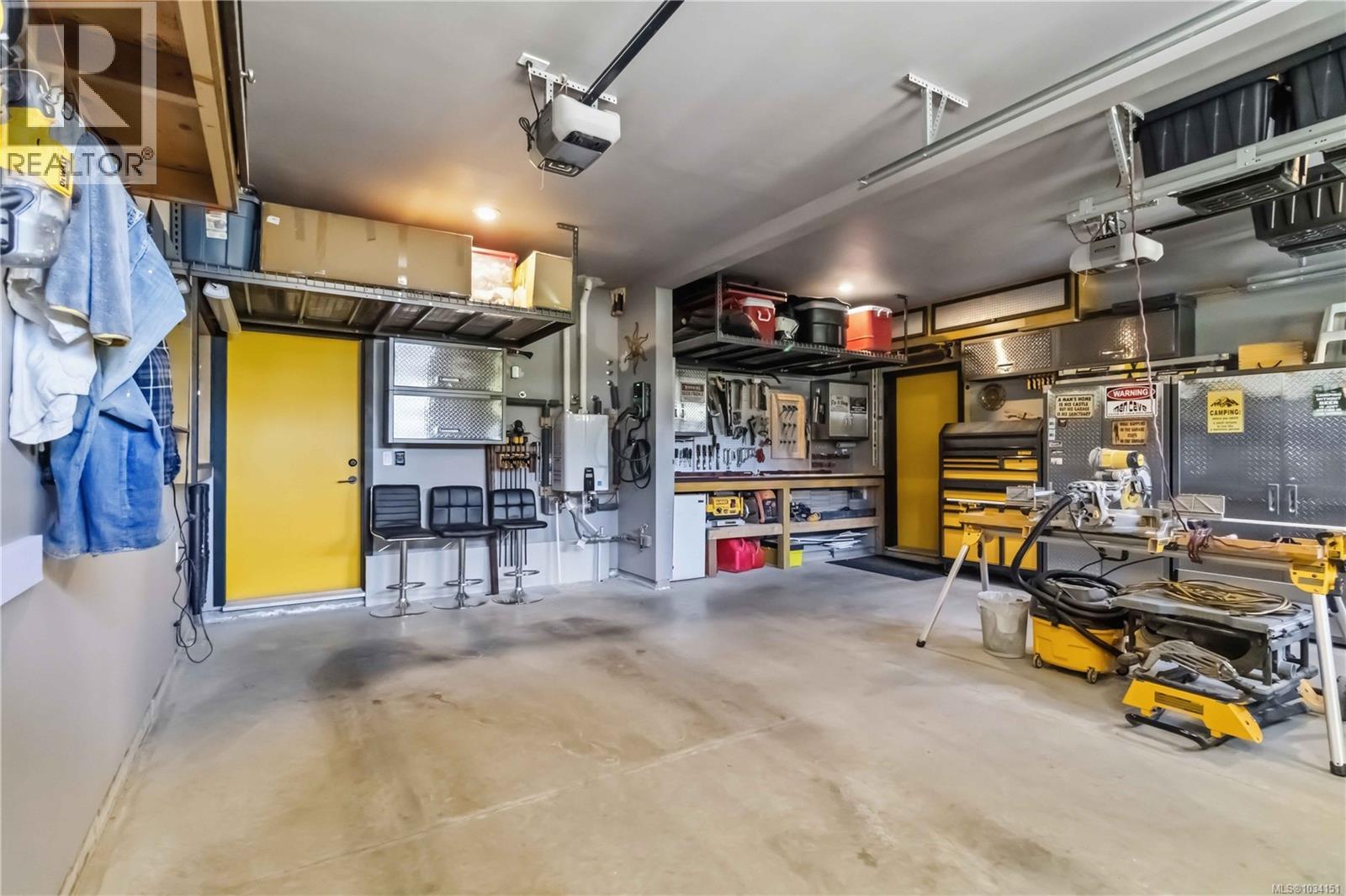 700 Demel Pl - 33