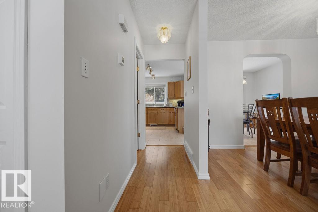17624 96 AV NW, Edmonton