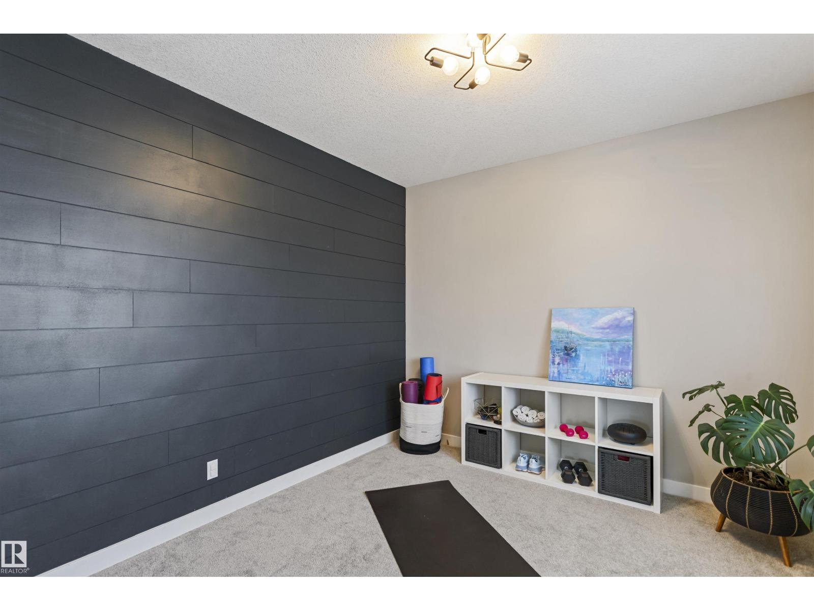 8103A 95A ST NW, Edmonton
