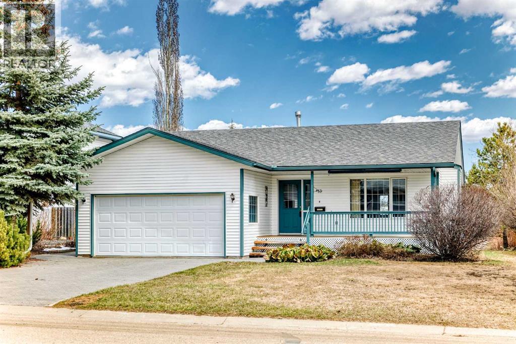 13 Garden Road, Lacombe