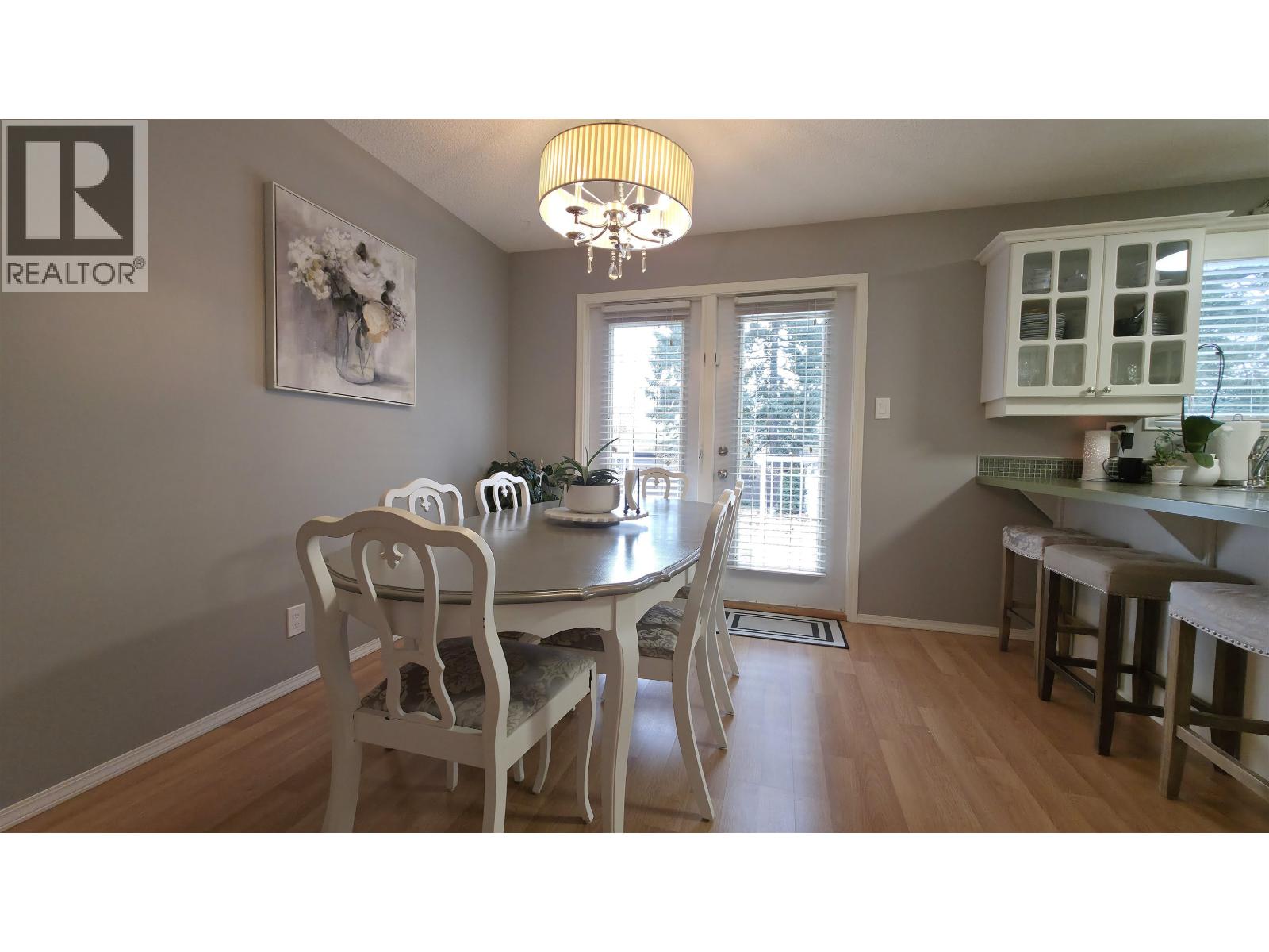 Kitchen of 2813 MCGILL CRESCENT · Prince George, BC