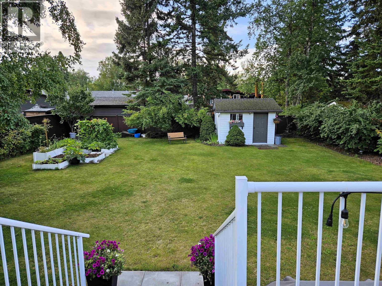 2813 MCGILL CRESCENT - 36