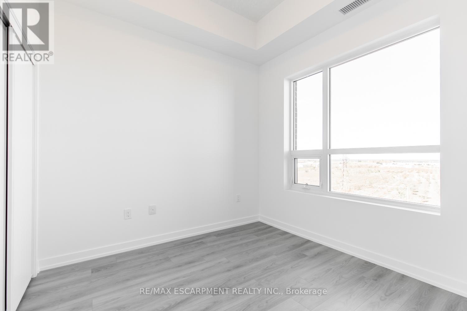 #611 5055 GREENLANE ROAD - 20
