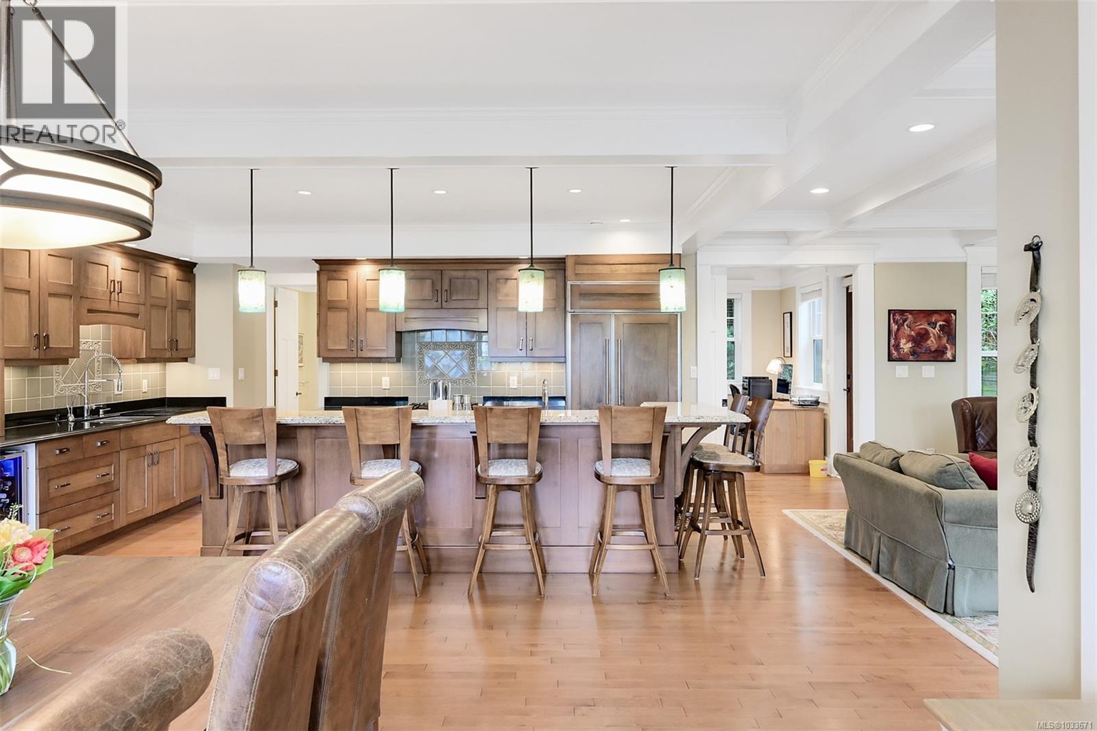  12 Briar Place, Victoria
