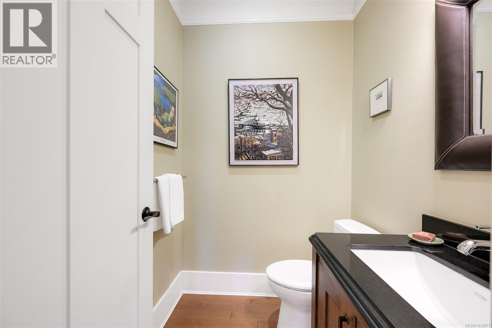  12 Briar Place, Victoria