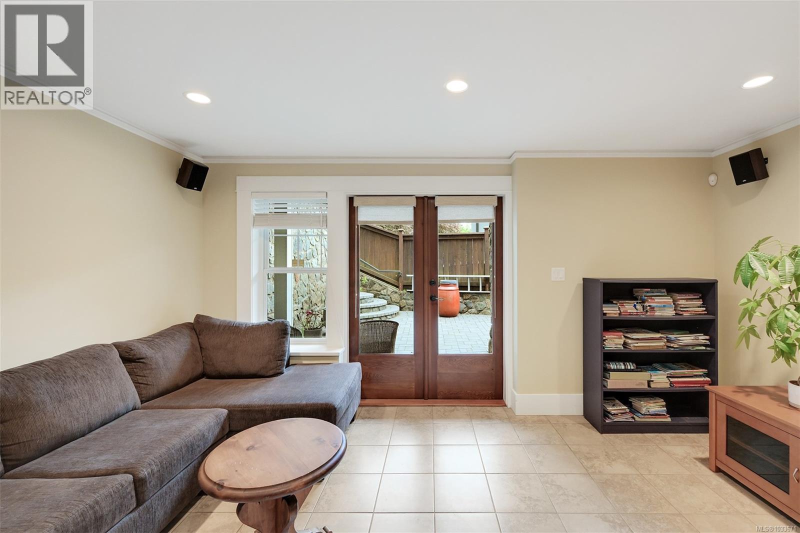 12 Briar Pl - 58