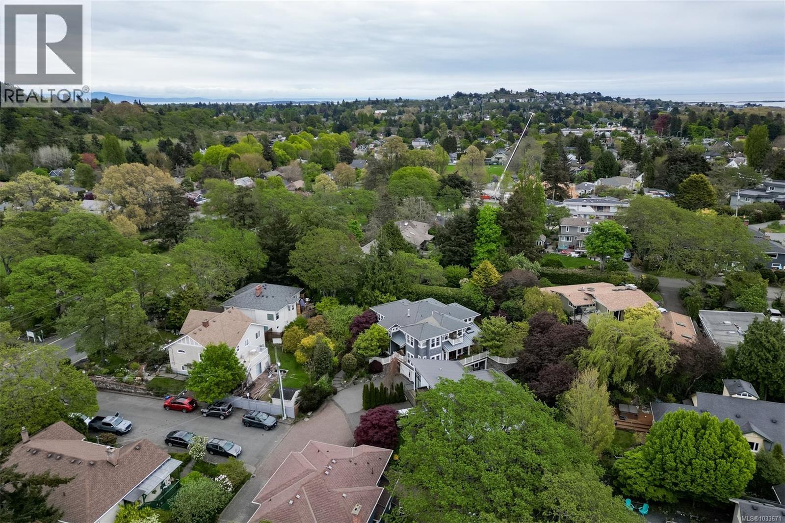  12 Briar Place, Victoria