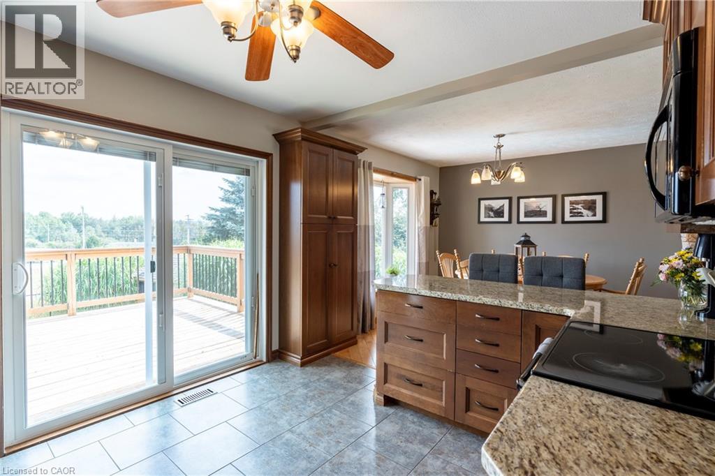 29 ARMSTRONG Crescent, Grey Highlands, Ontario, N0C1H0 — Photo 9