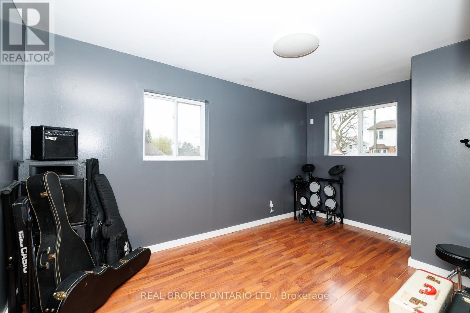 5298 OTTAWA AVENUE - 17