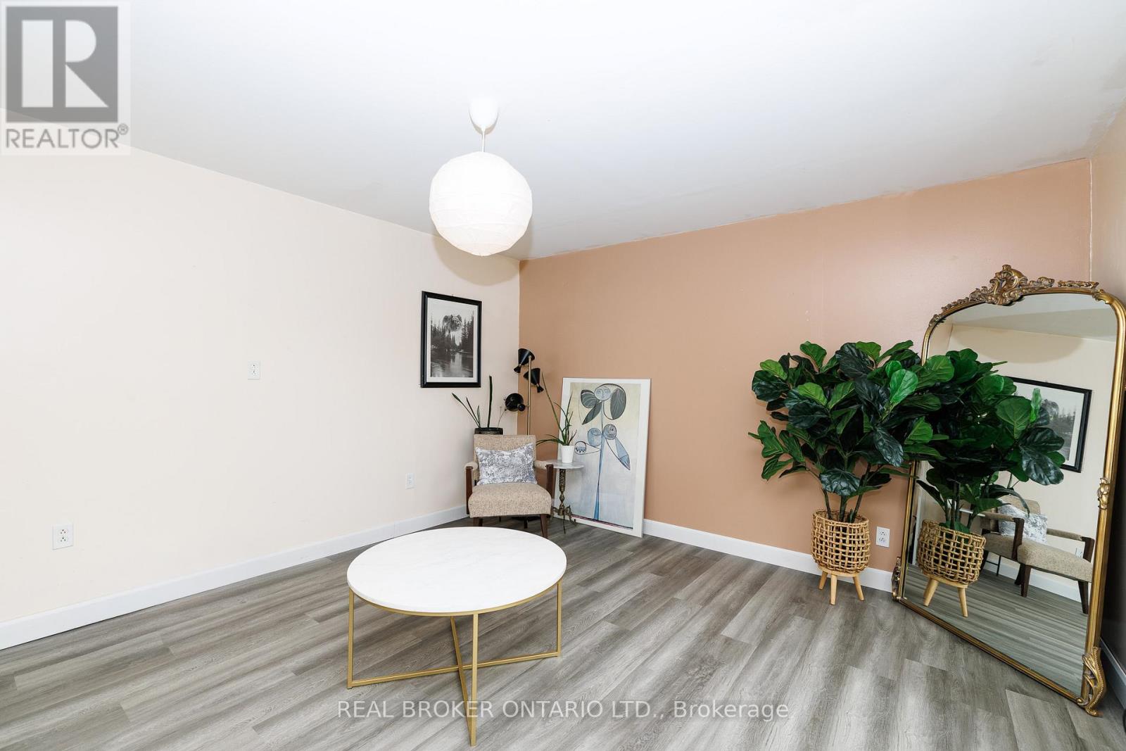 5298 OTTAWA AVENUE - 19