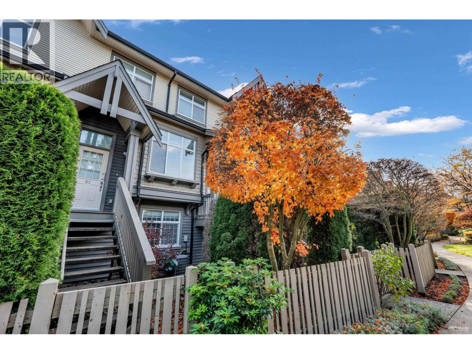 63 9800 ODLIN ROAD