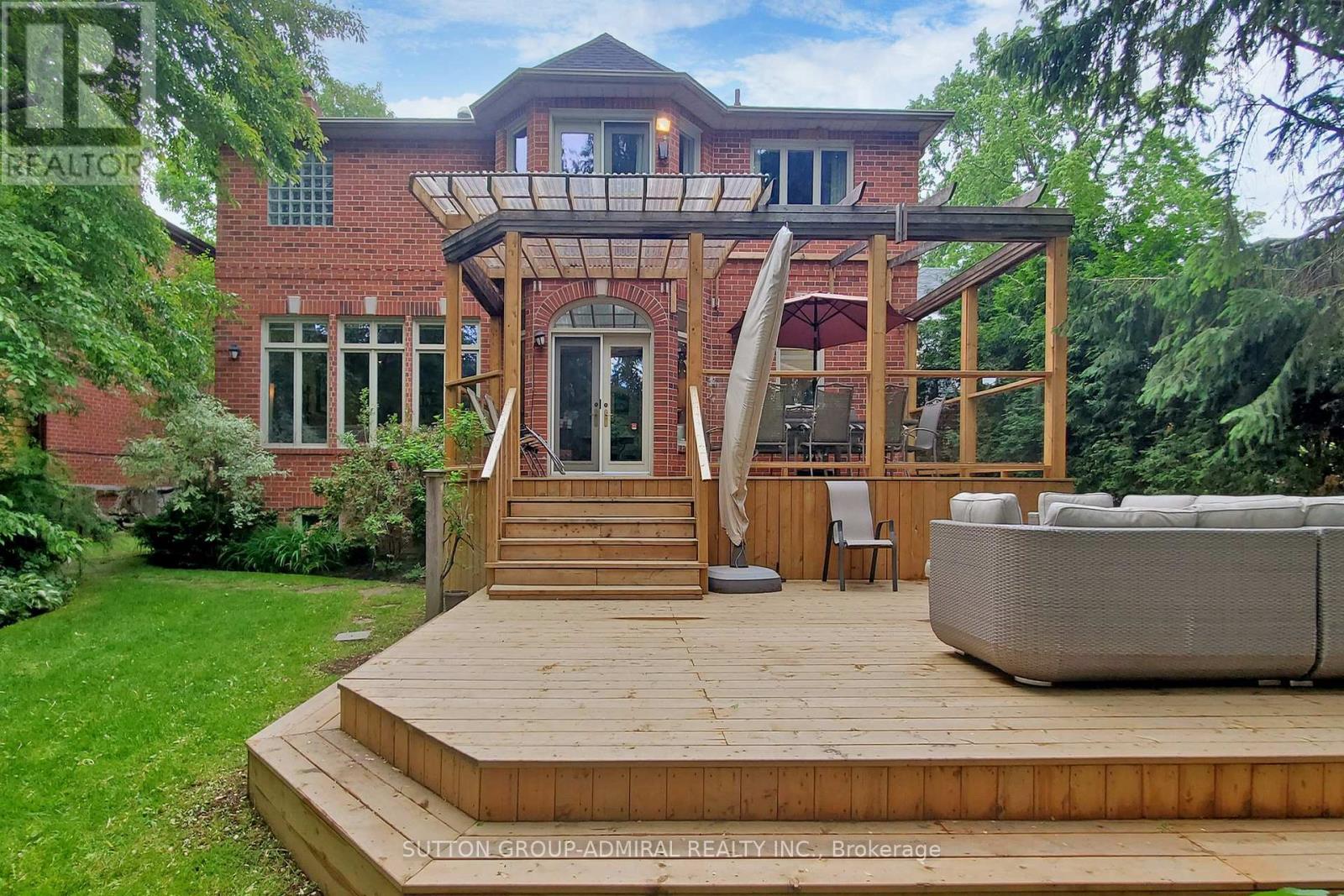 27 SHELBORNE AVENUE - 24