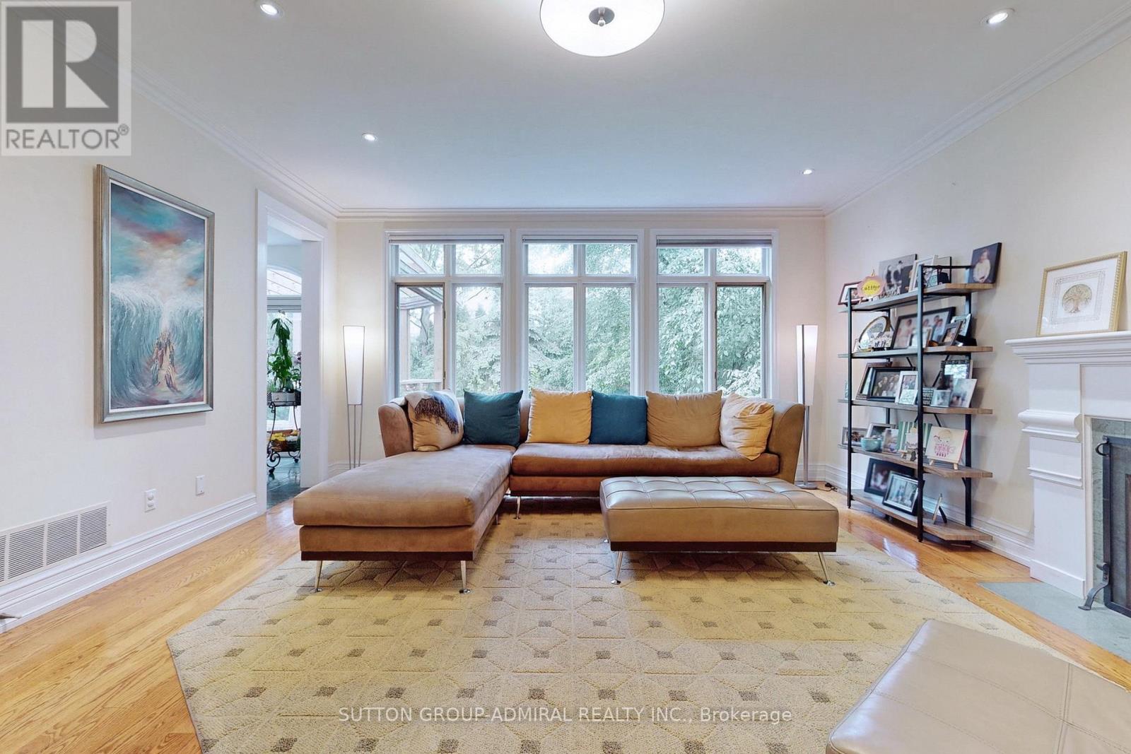 27 SHELBORNE AVENUE - 9