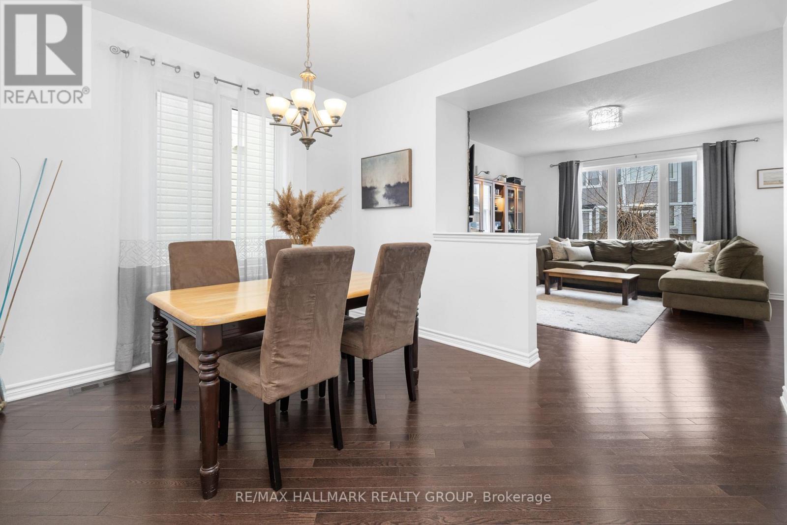 529 DUNDONALD DRIVE - 7