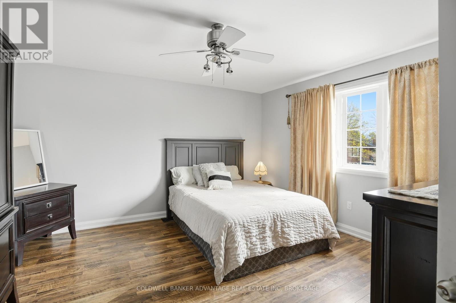 3 ASCOT COURT - 18
