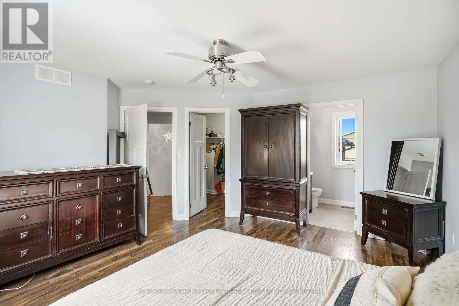 3 ASCOT COURT - 19