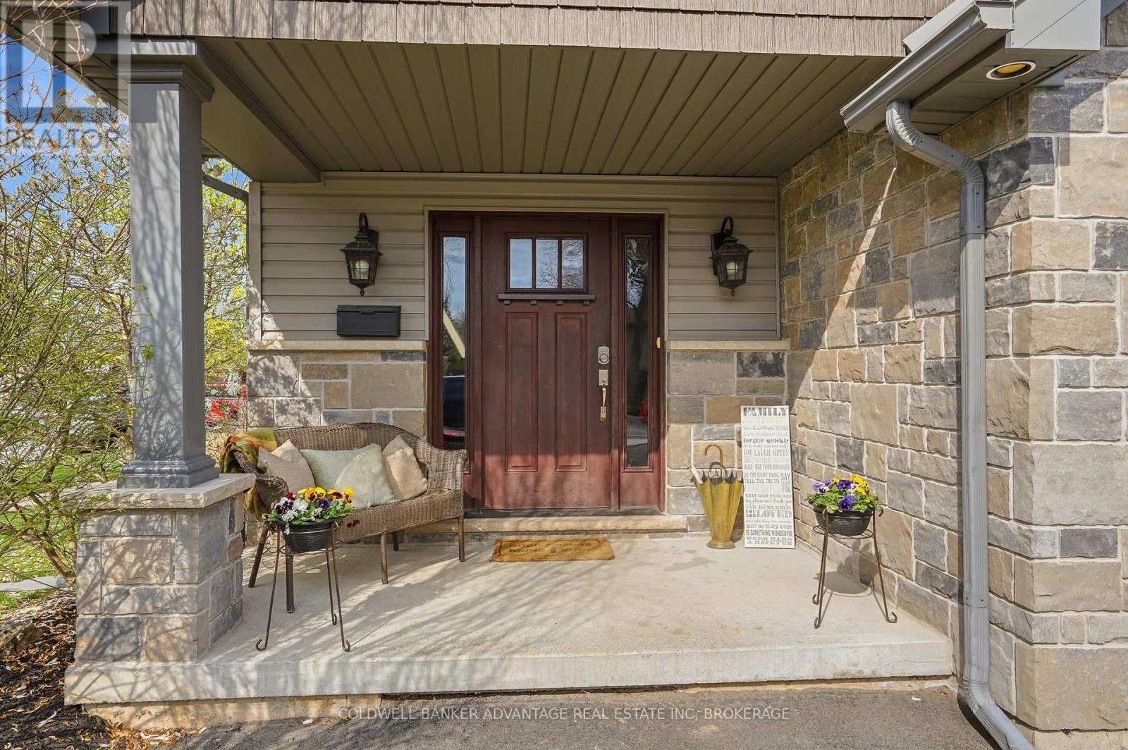 3 ASCOT COURT - 4