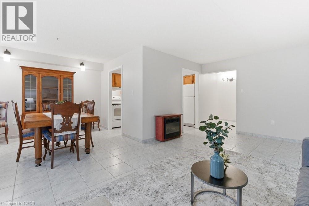 #302 966 QUEENSTON Road - 19
