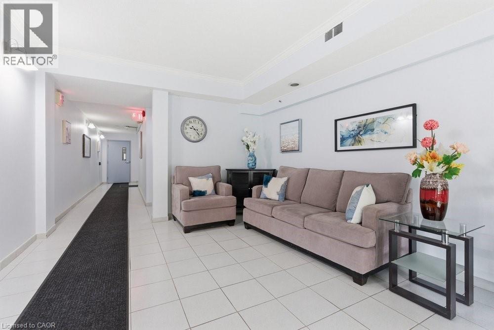 966 QUEENSTON Road Unit# 302, Stoney Creek, Ontario, L8G1B7 — Photo 15