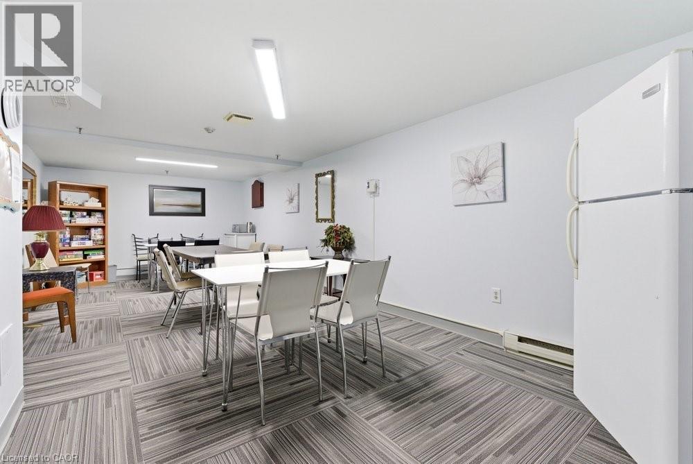 #302 966 QUEENSTON Road - 31