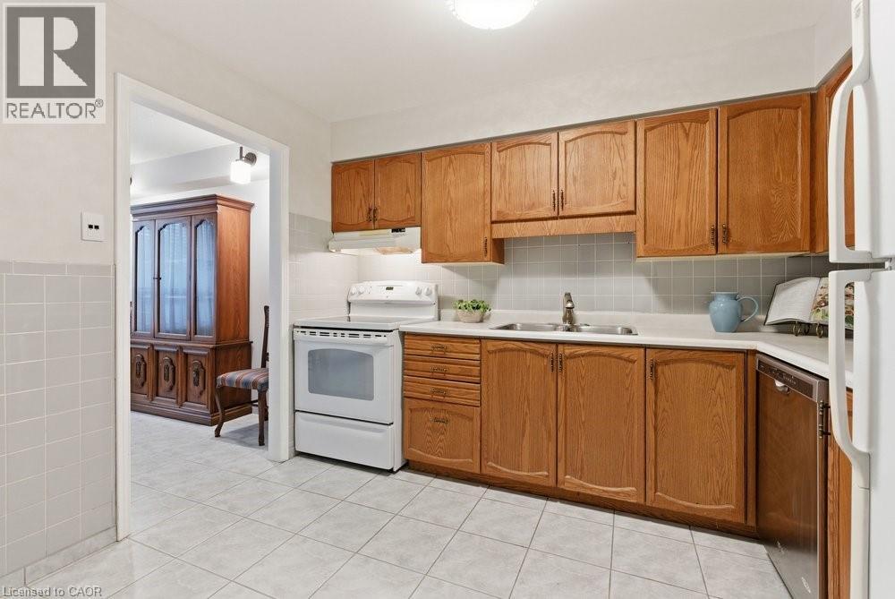 #302 966 QUEENSTON Road - 21