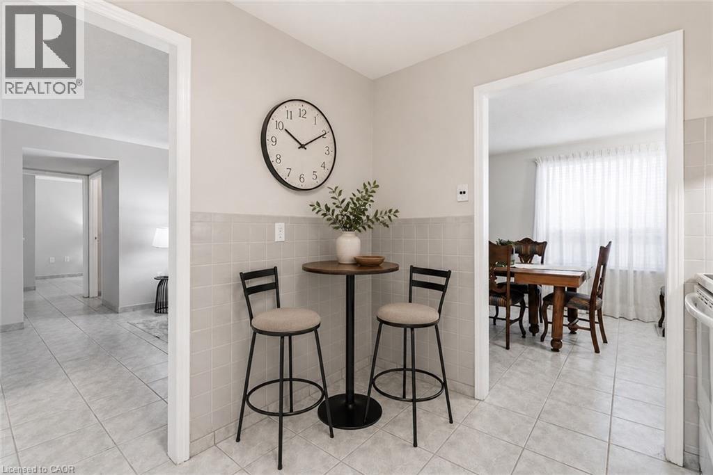 966 QUEENSTON Road Unit# 302, Stoney Creek, Ontario, L8G1B7 — Photo 8