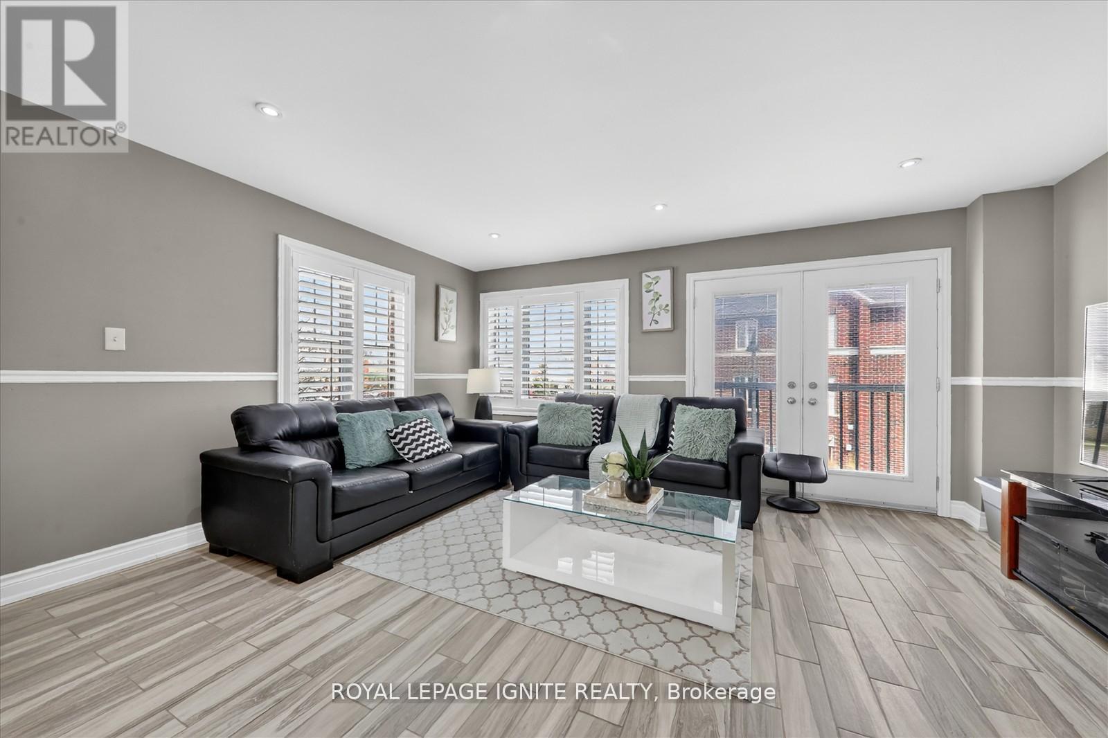 #27 571 LONGWORTH AVENUE - 11