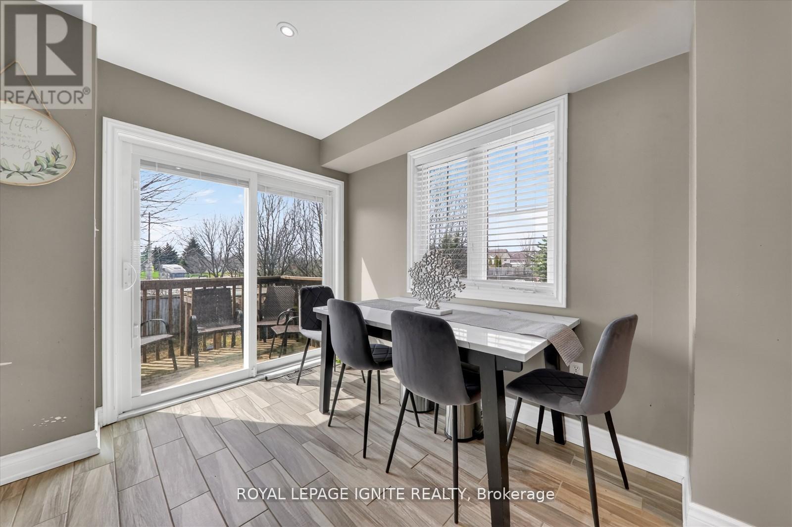 #27 571 LONGWORTH AVENUE - 16