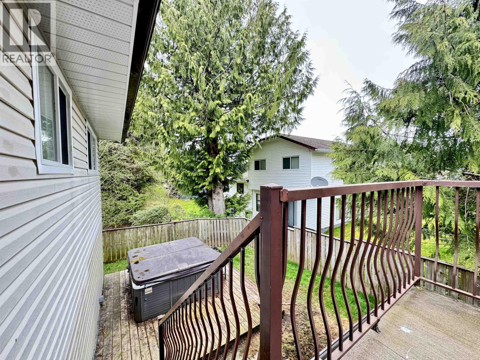 111 MCRAE PLACE