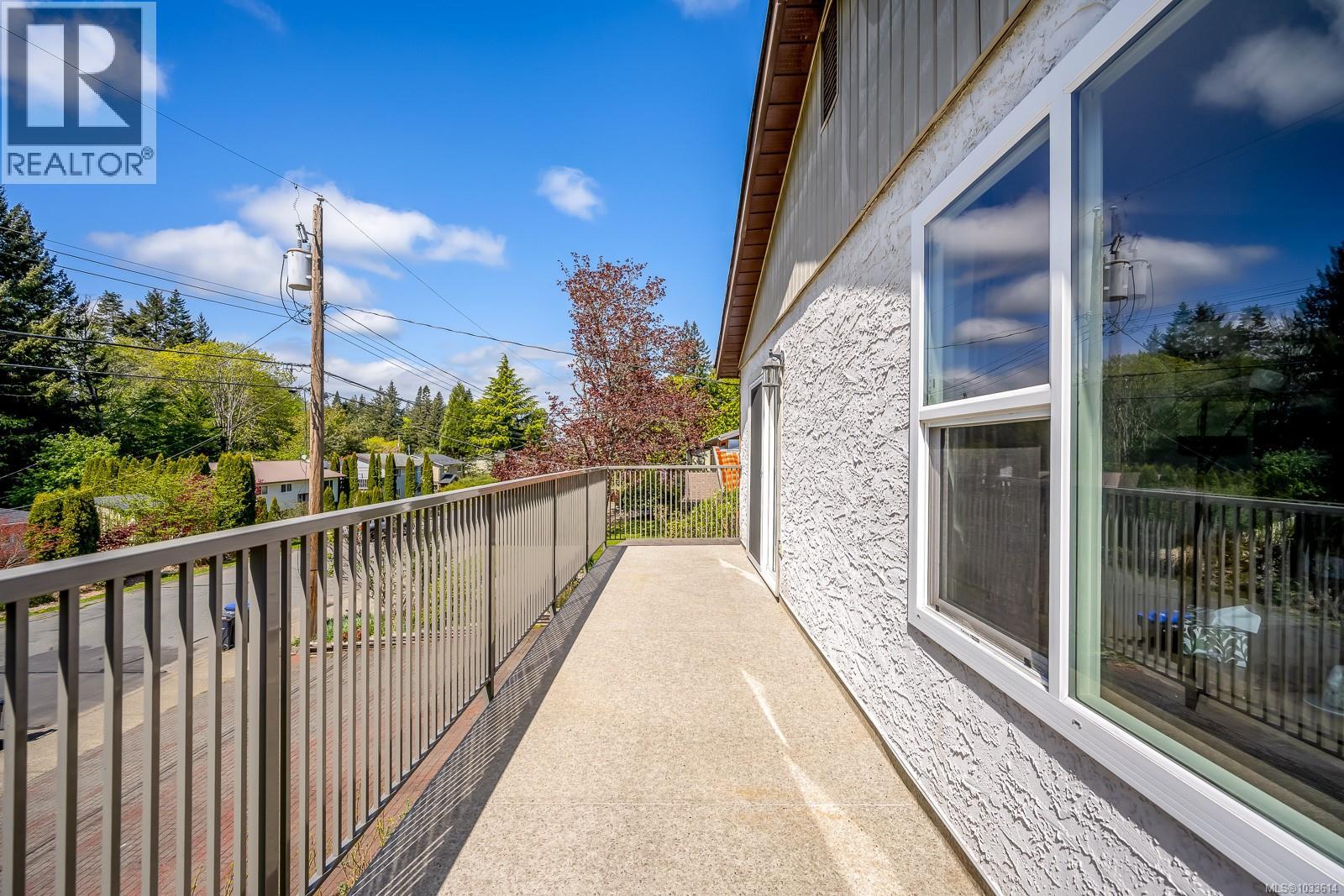 1540 Hobson Ave - 30