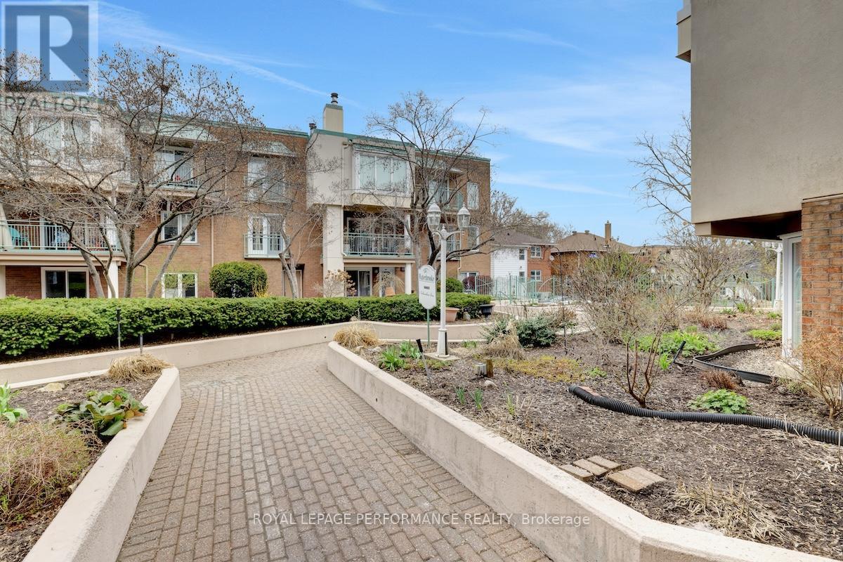 #401D 1 COLUMBUS AVENUE - 33