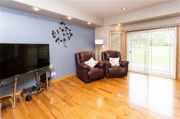 326 4th Avenue Sw, Carman, MB R0G0J0 Photo 20