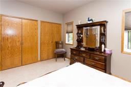 326 4th Avenue Sw, Carman, MB R0G0J0 Photo 23