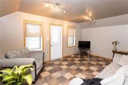 326 4th Avenue Sw, Carman, MB R0G0J0 Photo 32