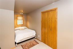 326 4th Avenue Sw, Carman, MB R0G0J0 Photo 36