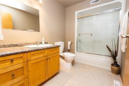 326 4th Avenue Sw, Carman, MB R0G0J0 Photo 37