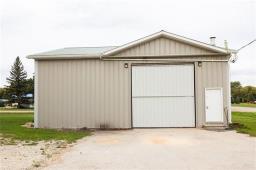 326 4th Avenue Sw, Carman, MB R0G0J0 Photo 39