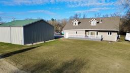 326 4th Avenue Sw, Carman, MB R0G0J0 Photo 40